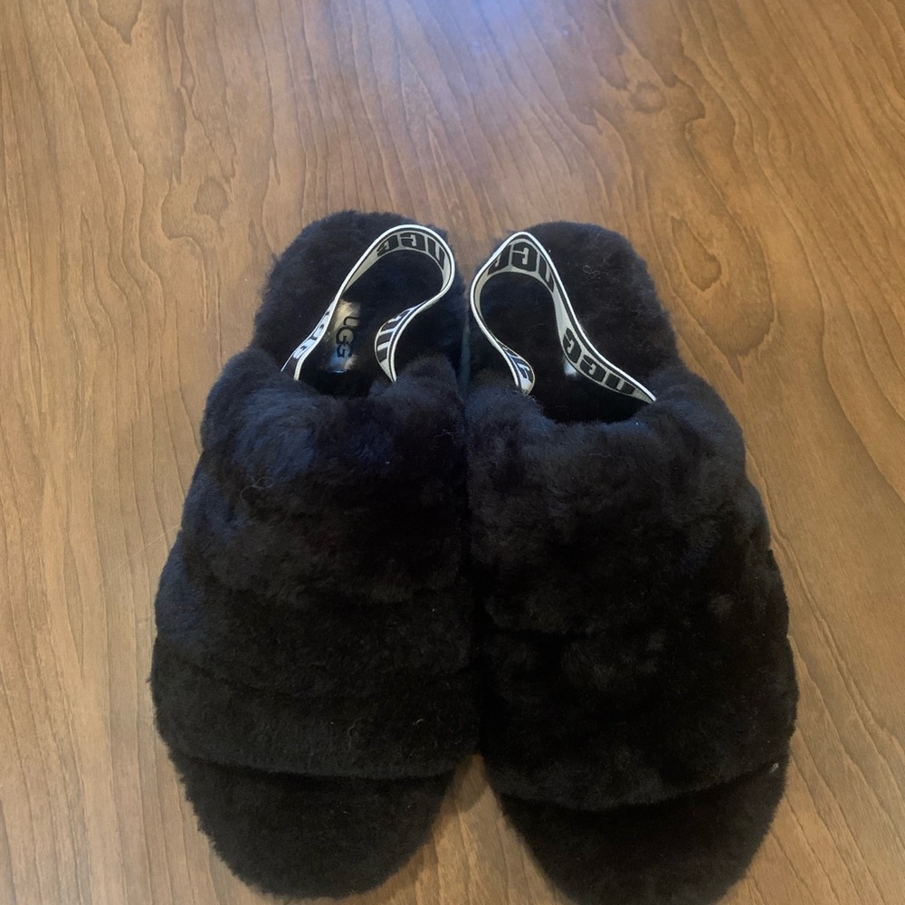 UGG Fluff Yeah Slides - Picture 2 of 4